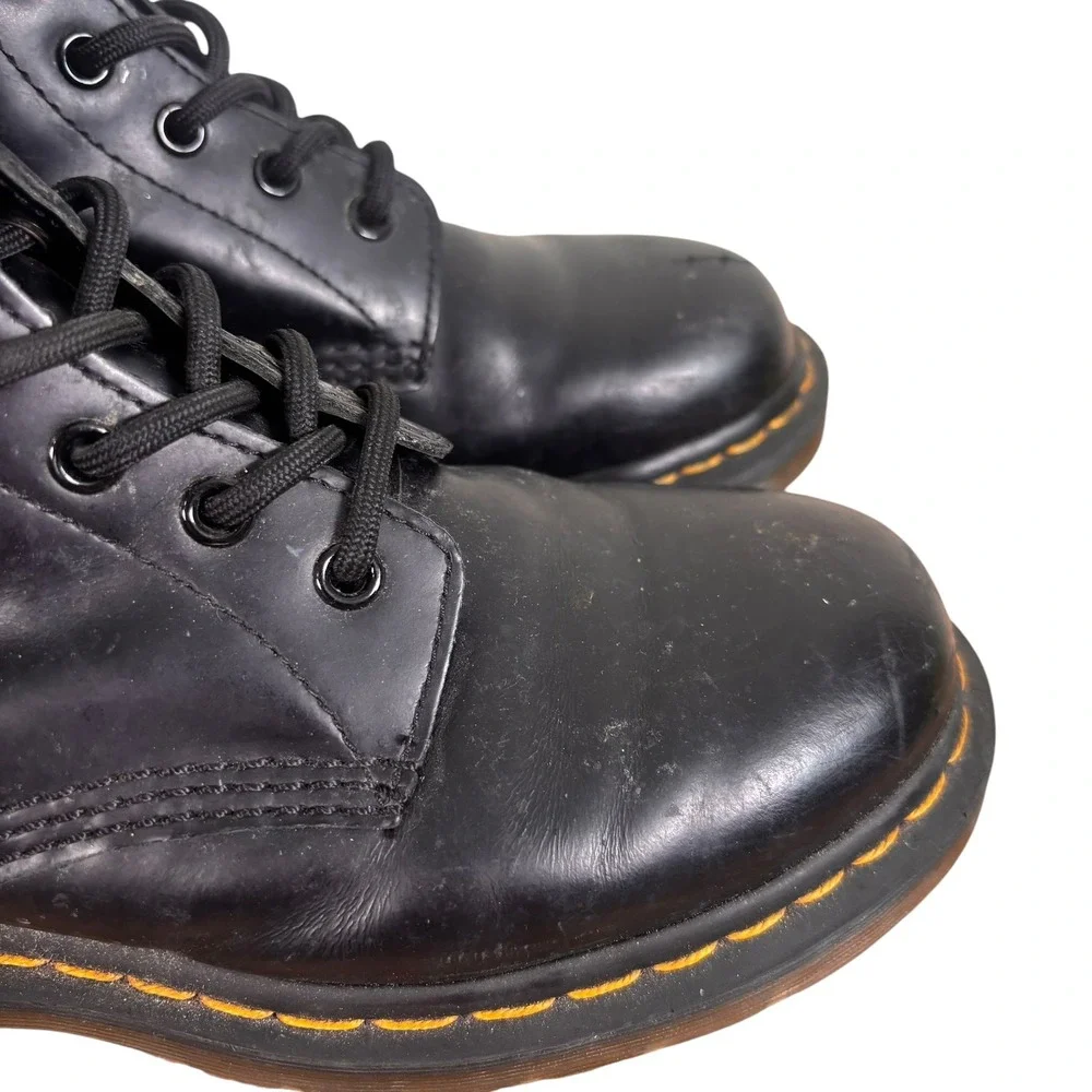 Dr. Martens 1460 Smooth Leather 8-Eye Combat Boots Black Yellow Stitching Sz 8